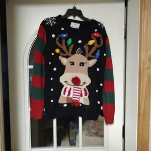 New Daisy's Boutique Rudolph With Bulbs Christmas Sweater Size Women's L